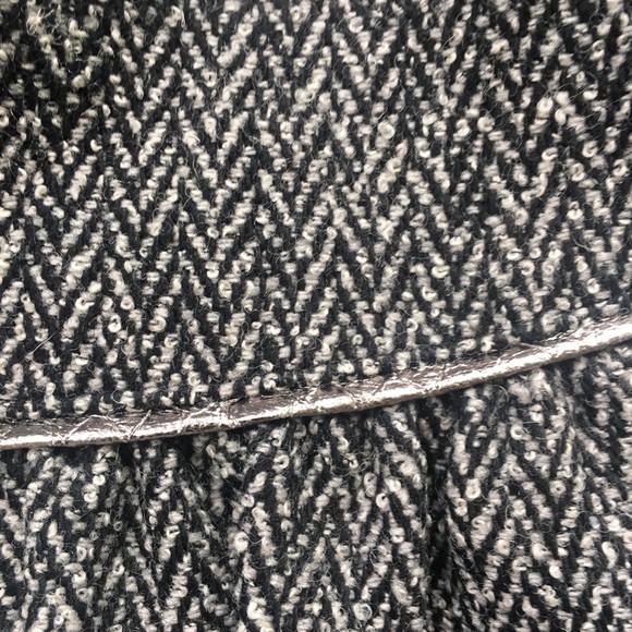 Grey and black skirt - Picture 5 of 8